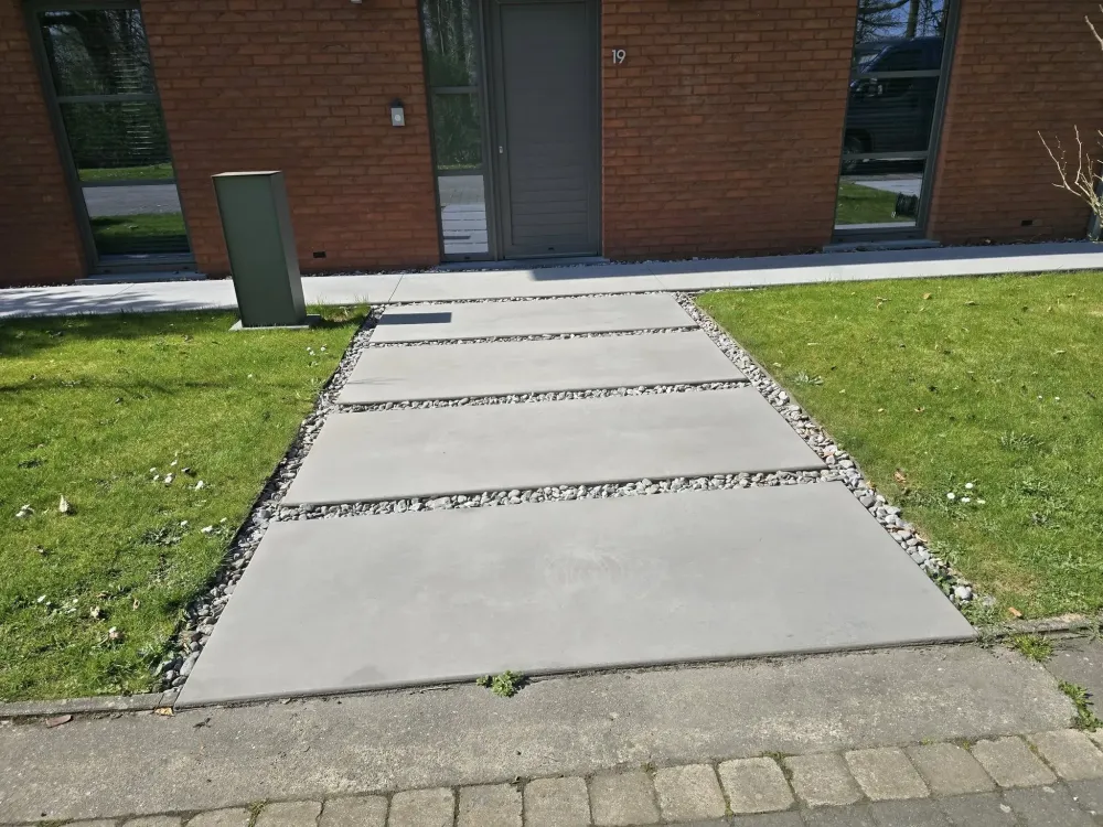 Aménagement extérieur en béton à La Louvière